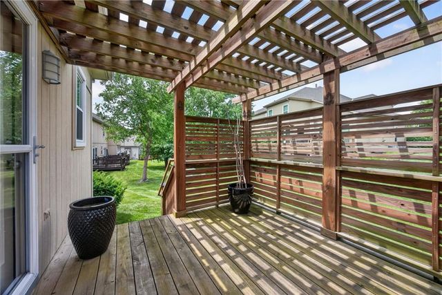 22608 W 73rd Street, Shawnee, KS 66227