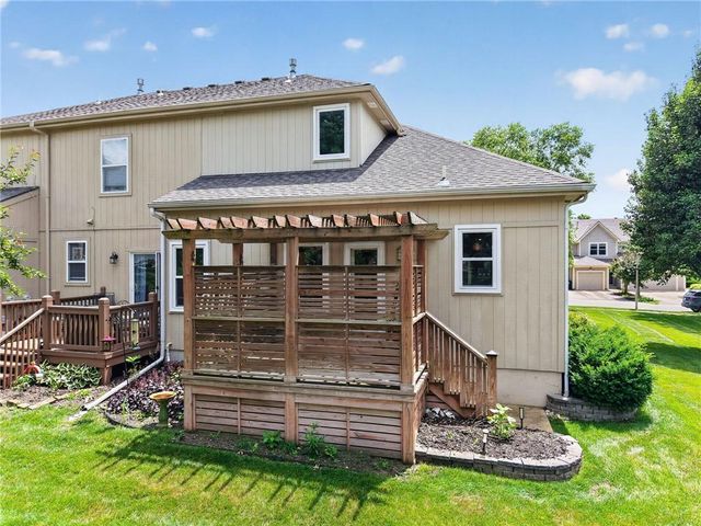 22608 W 73rd Street, Shawnee, KS 66227