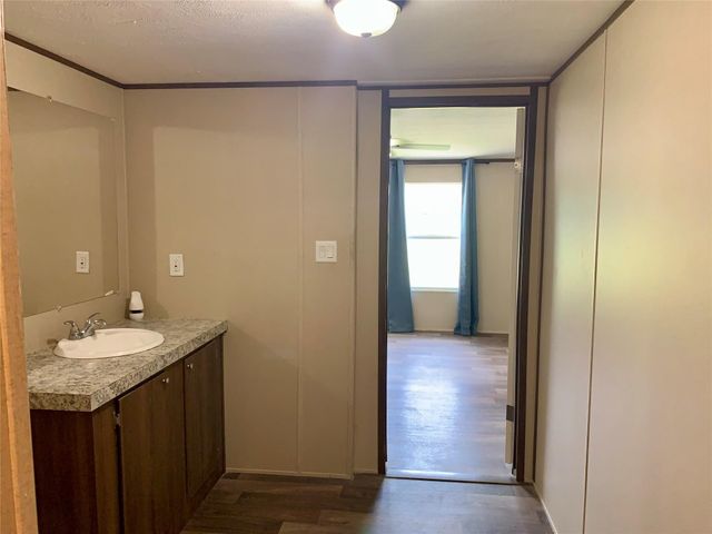 360 County Road 2251, Cleveland, TX 77327