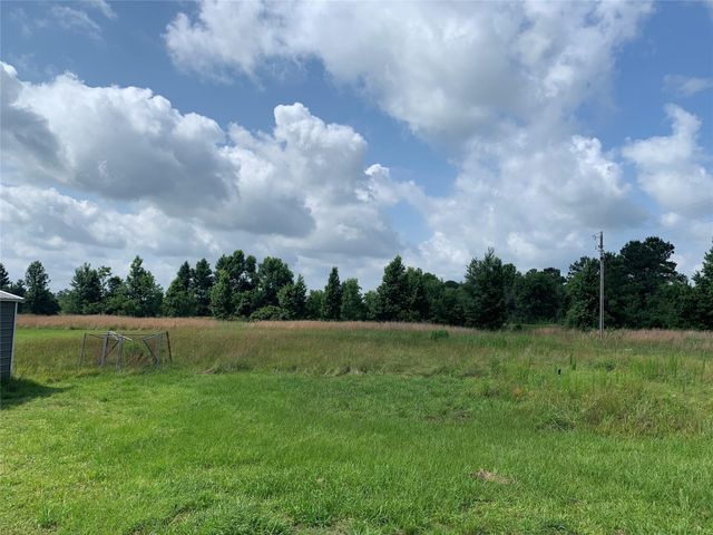 360 County Road 2251, Cleveland, TX 77327