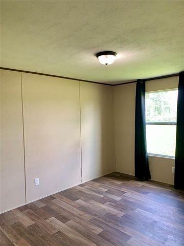 360 County Road 2251, Cleveland, TX 77327