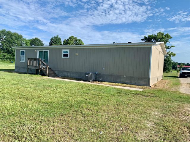 360 County Road 2251, Cleveland, TX 77327