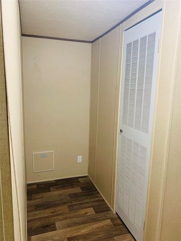 360 County Road 2251, Cleveland, TX 77327