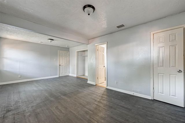 10613 Buffum Street, Houston, TX 77051