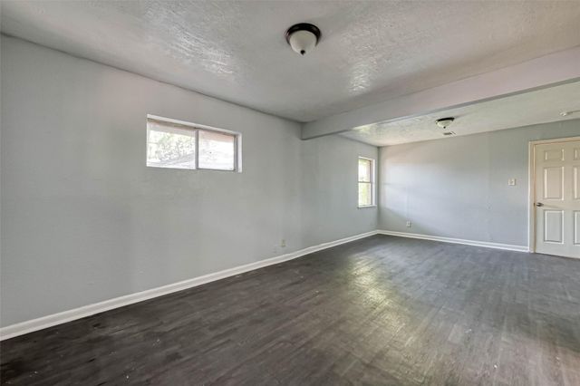 10613 Buffum Street, Houston, TX 77051