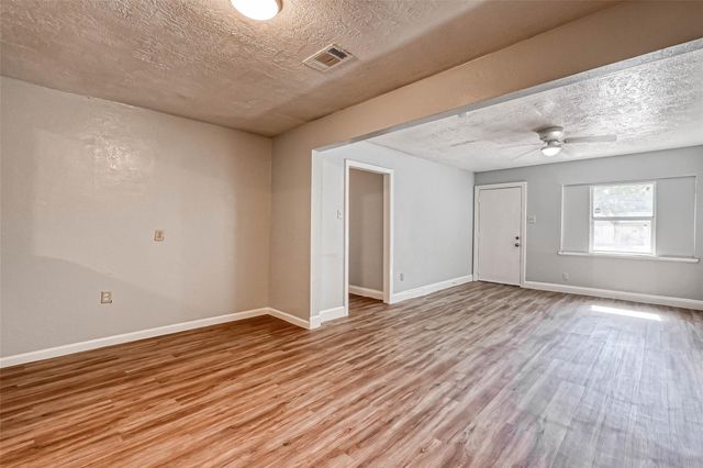 10613 Buffum Street, Houston, TX 77051