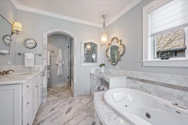 1148 Isabella Street, Wilmette, IL 60091