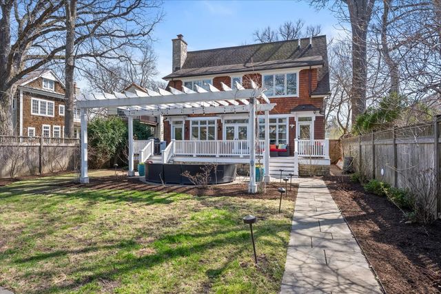 1148 Isabella Street, Wilmette, IL 60091