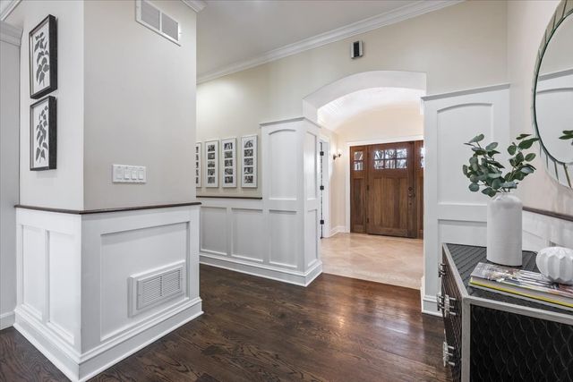 1148 Isabella Street, Wilmette, IL 60091