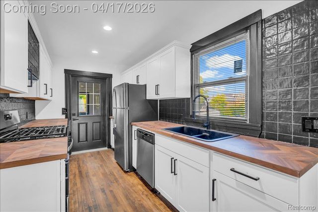 1759 Parker Street, Detroit, MI 48214