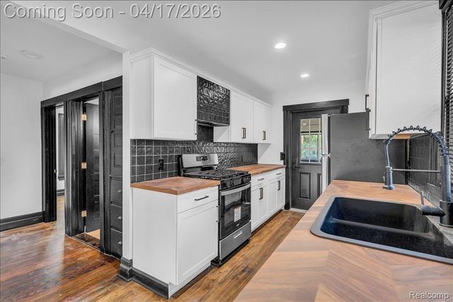 1759 Parker Street, Detroit, MI 48214