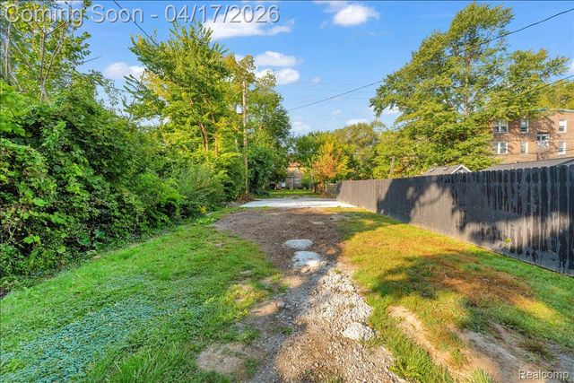 1759 Parker Street, Detroit, MI 48214