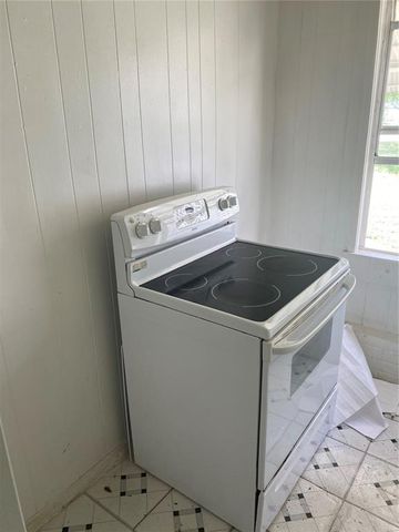 8701 N WILLOW AVENUE, Tampa, FL 33604