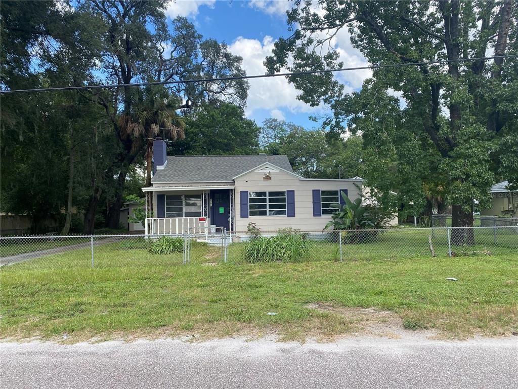 8701 N WILLOW AVENUE, Tampa, FL 33604