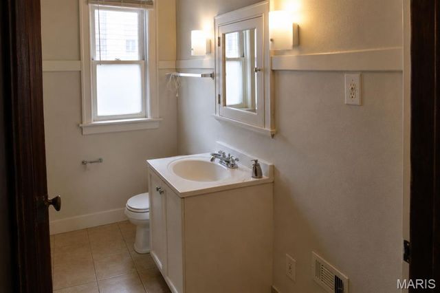 3416 Indiana Avenue, St Louis, MO 63118