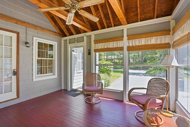 33 Cold Spring Rd, Westford, MA 01886