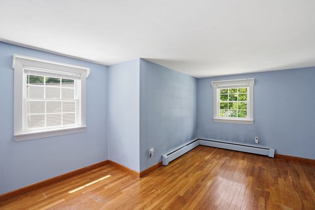 33 Cold Spring Rd, Westford, MA 01886