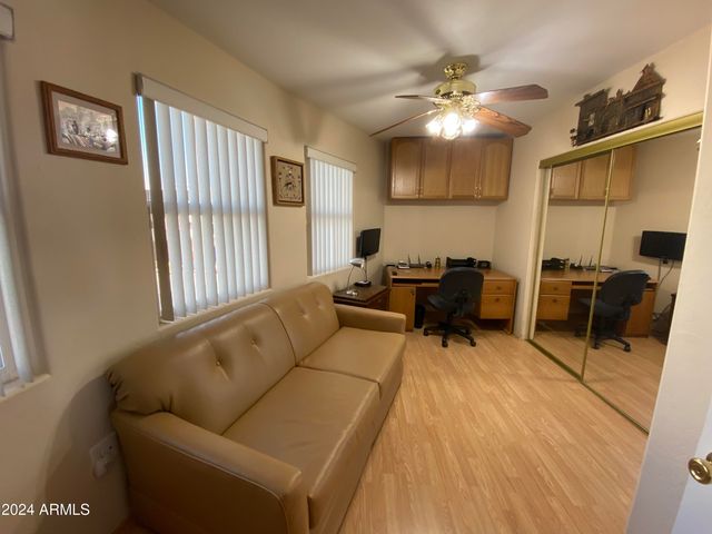 2061 S WALLA WALLA Circle, Apache Junction, AZ 85119