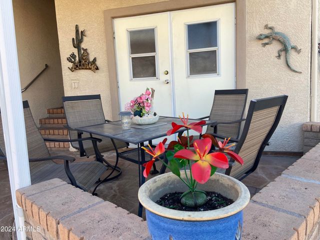 2061 S WALLA WALLA Circle, Apache Junction, AZ 85119