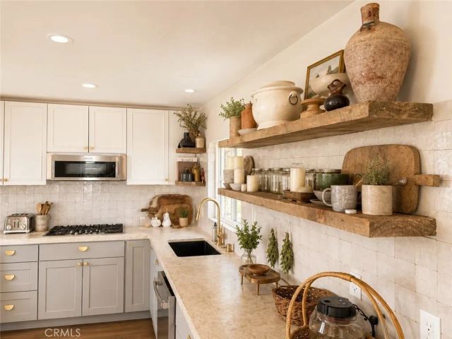 31383 Overcrest, Redlands, CA 92374
