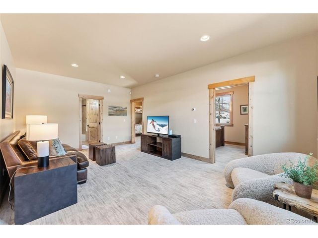 52 Spinner Pl, Silverthorne, CO 80498