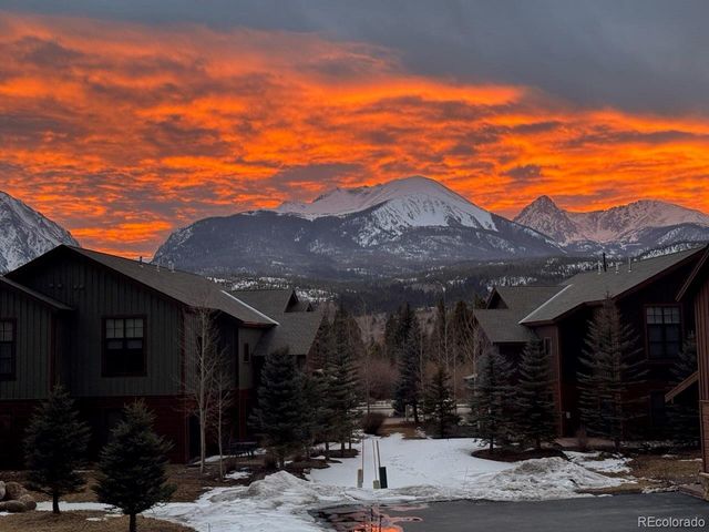 52 Spinner Pl, Silverthorne, CO 80498