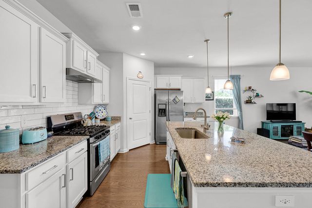 2737 Sunrose Lane, Johns Island, SC 29455