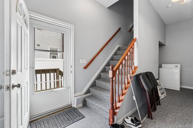 15 Willard Avenue, Farmingdale, NY 11735