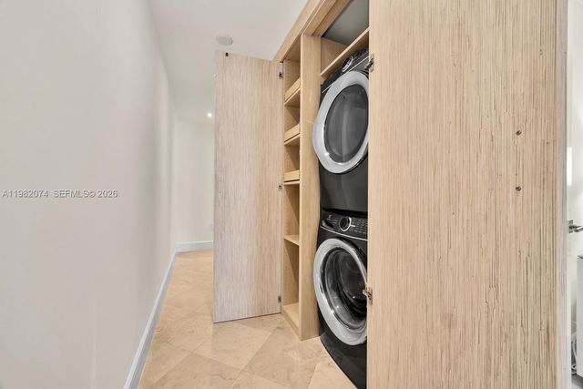 2645 S Bayshore Dr 1802, Miami, FL 33133