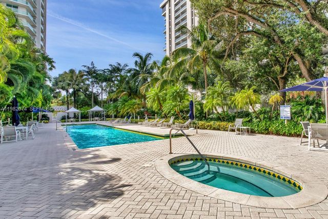 2645 S Bayshore Dr 1802, Miami, FL 33133