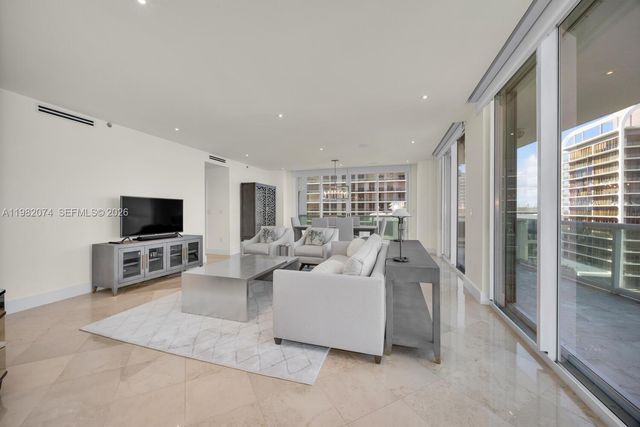 2645 S Bayshore Dr 1802, Miami, FL 33133