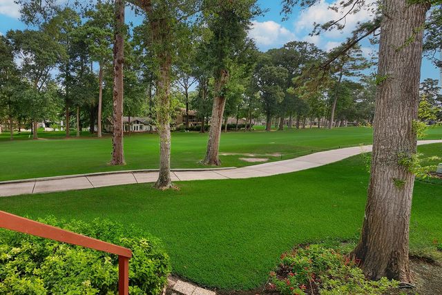 3134 Lake Island Drive, Montgomery, TX 77356