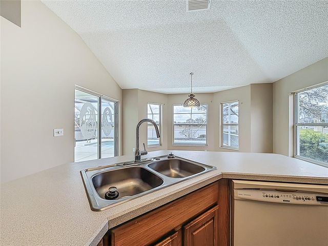 2012 ENRIQUE DRIVE, The Villages, FL 32159