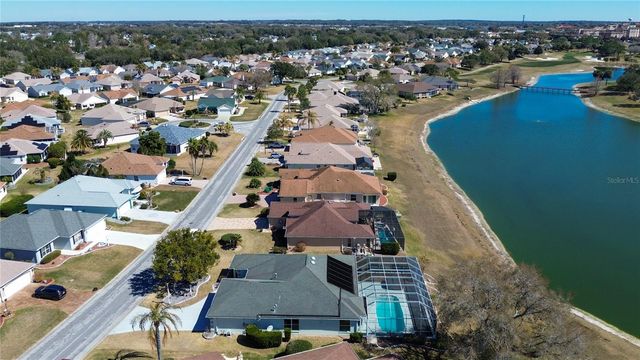 2012 ENRIQUE DRIVE, The Villages, FL 32159