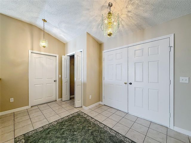 2012 ENRIQUE DRIVE, The Villages, FL 32159