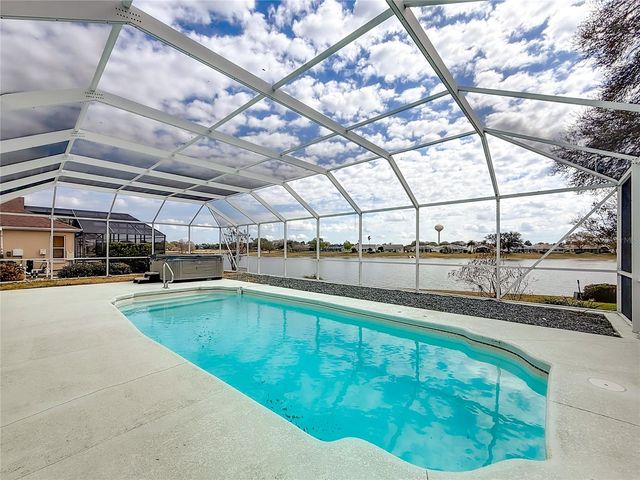 2012 ENRIQUE DRIVE, The Villages, FL 32159