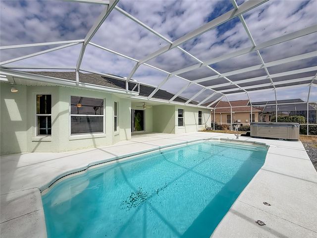 2012 ENRIQUE DRIVE, The Villages, FL 32159