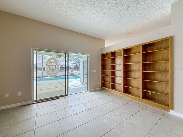 2012 ENRIQUE DRIVE, The Villages, FL 32159