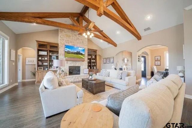 225 CLEMENTS CIRCLE, Tatum, TX 75691