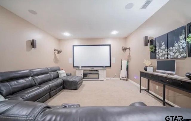 225 CLEMENTS CIRCLE, Tatum, TX 75691