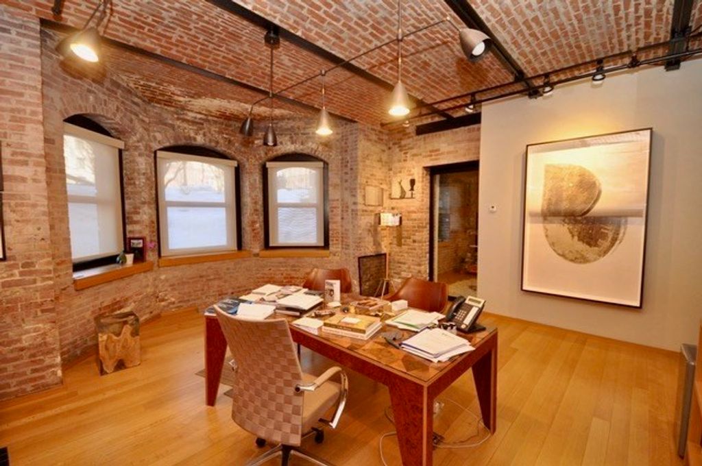 160 Commonwealth Avenue L10 & L10A, Boston, MA 02116