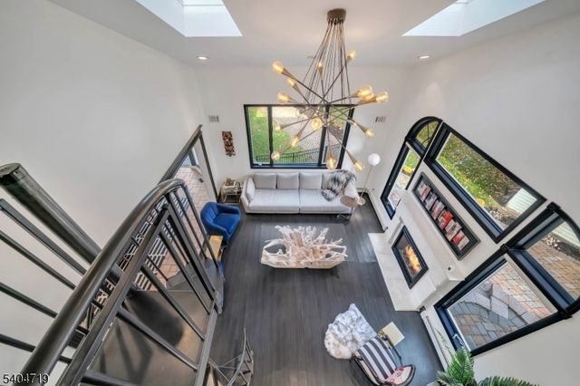 73 Big Piece Rd, Fairfield Twp., NJ 07004