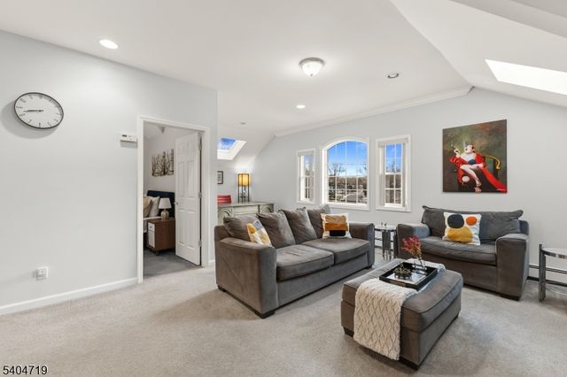 73 Big Piece Rd, Fairfield Twp., NJ 07004