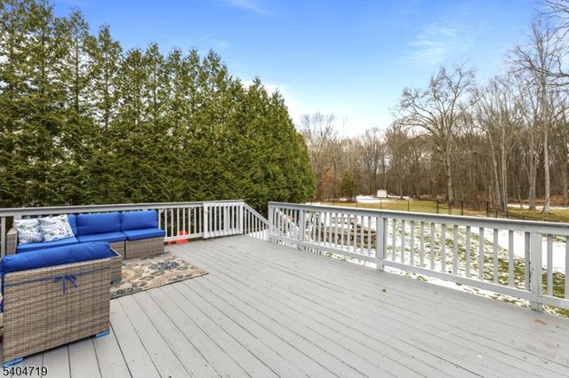 73 Big Piece Rd, Fairfield Twp., NJ 07004