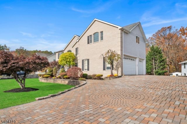 73 Big Piece Rd, Fairfield Twp., NJ 07004