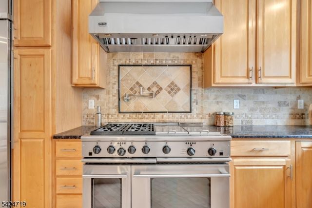 73 Big Piece Rd, Fairfield Twp., NJ 07004