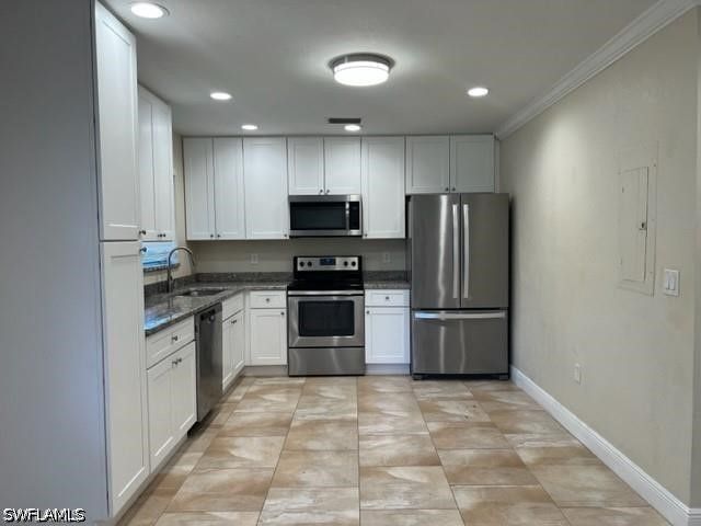 3325 Airport RD N U5, Naples, FL 34105