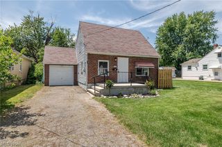 1926 Nichols Avenue, Lorain, OH 44053