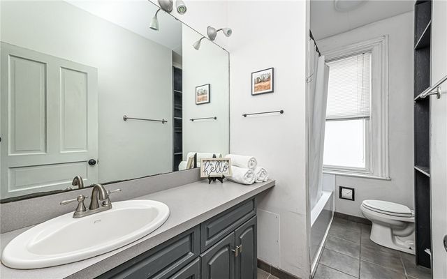 104 Ivy Street, Edgewood, PA 15218