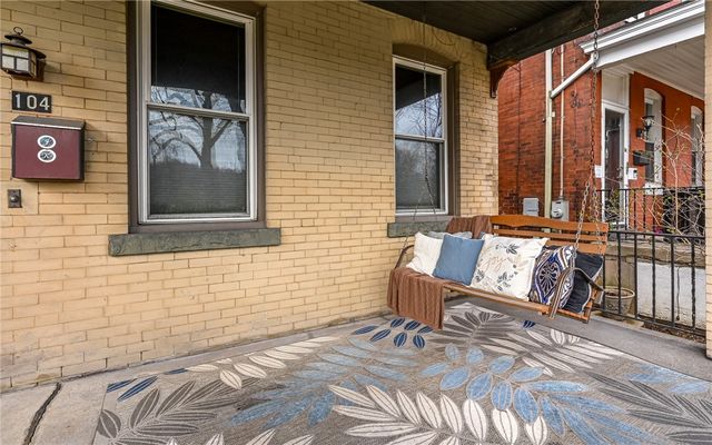 104 Ivy Street, Edgewood, PA 15218